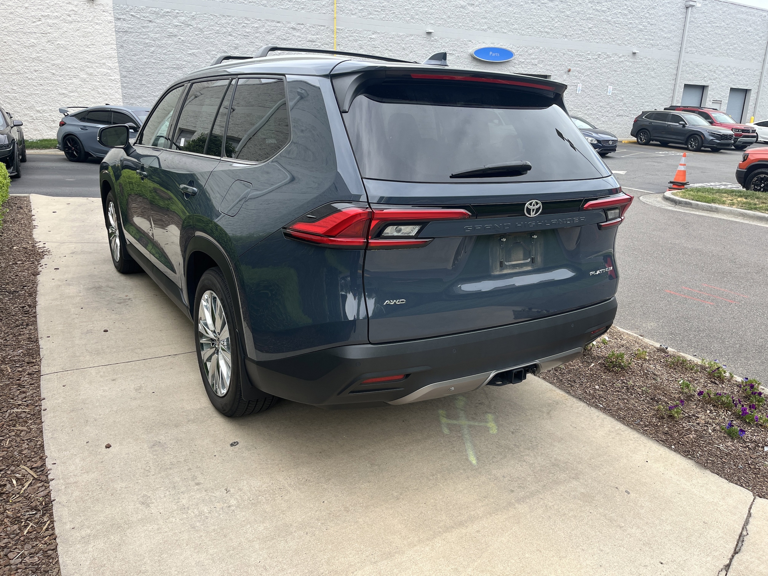 2024 Toyota Grand Highlander Platinum photo 5