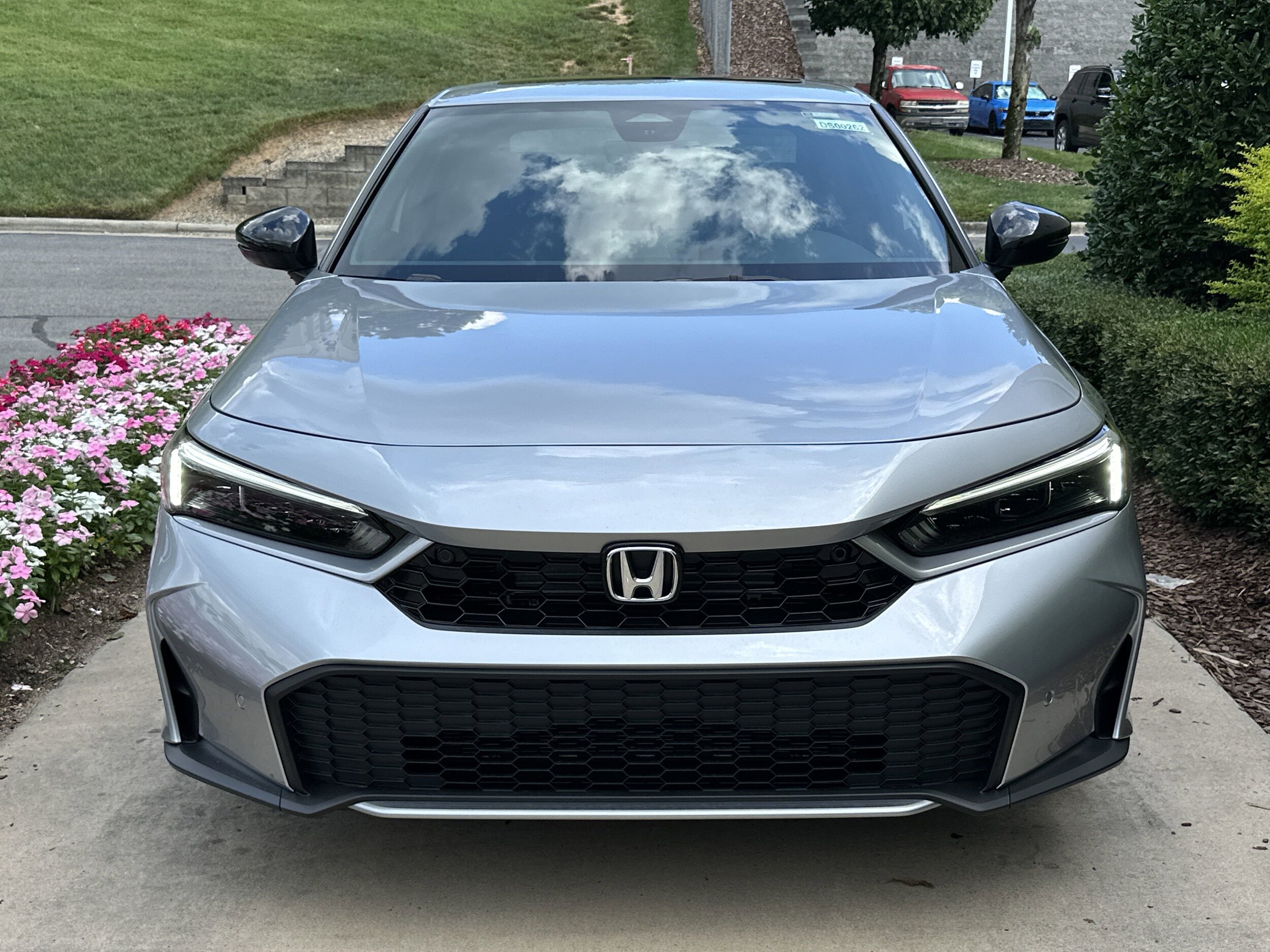 2025 Honda Civic Hybrid Sport Touring photo 2