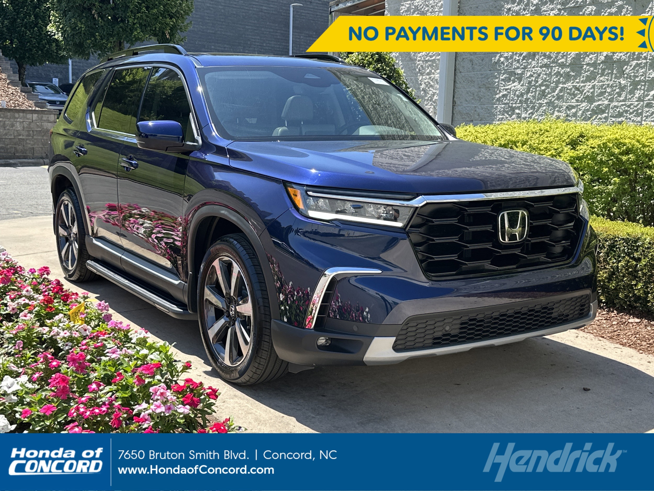 2025 Honda Pilot Touring 2WD's photo