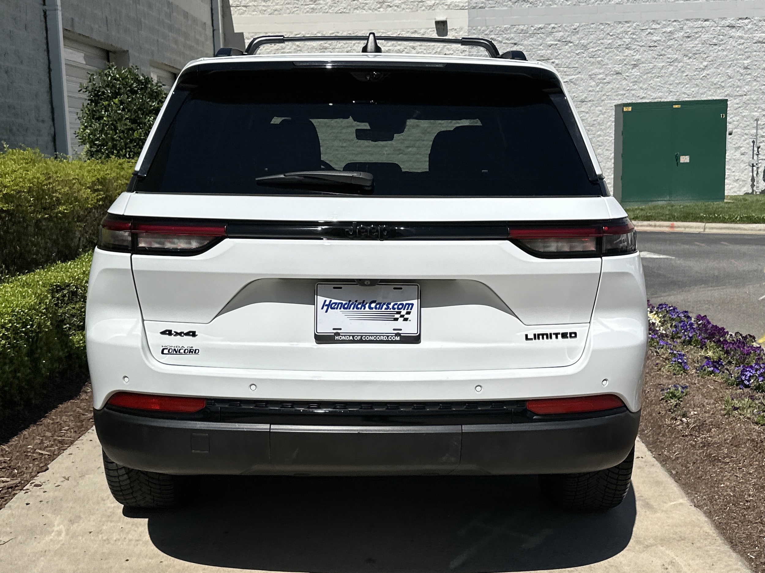 2023 Jeep Grand Cherokee Limited photo 3