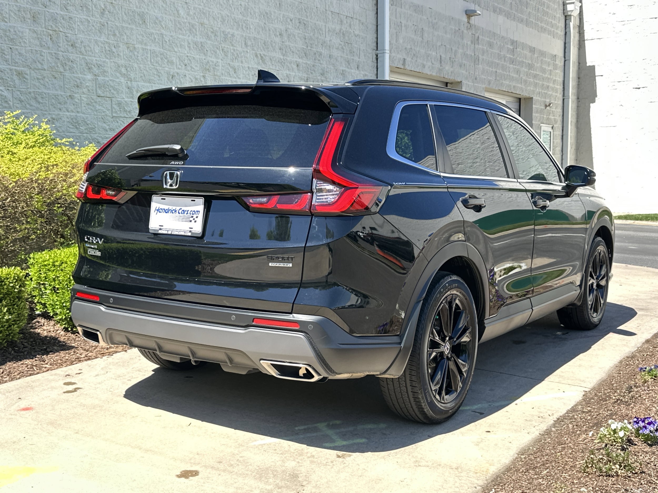 2025 Honda CR-V Hybrid Sport Touring photo 3