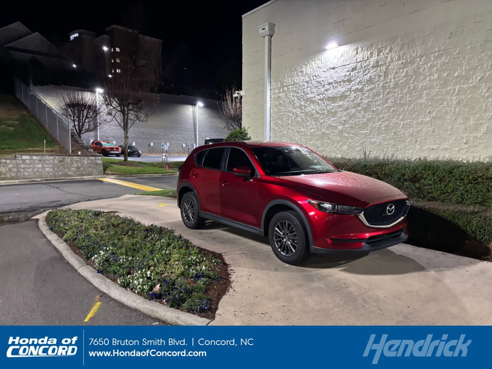 2017 Mazda CX-5 Sport's photo