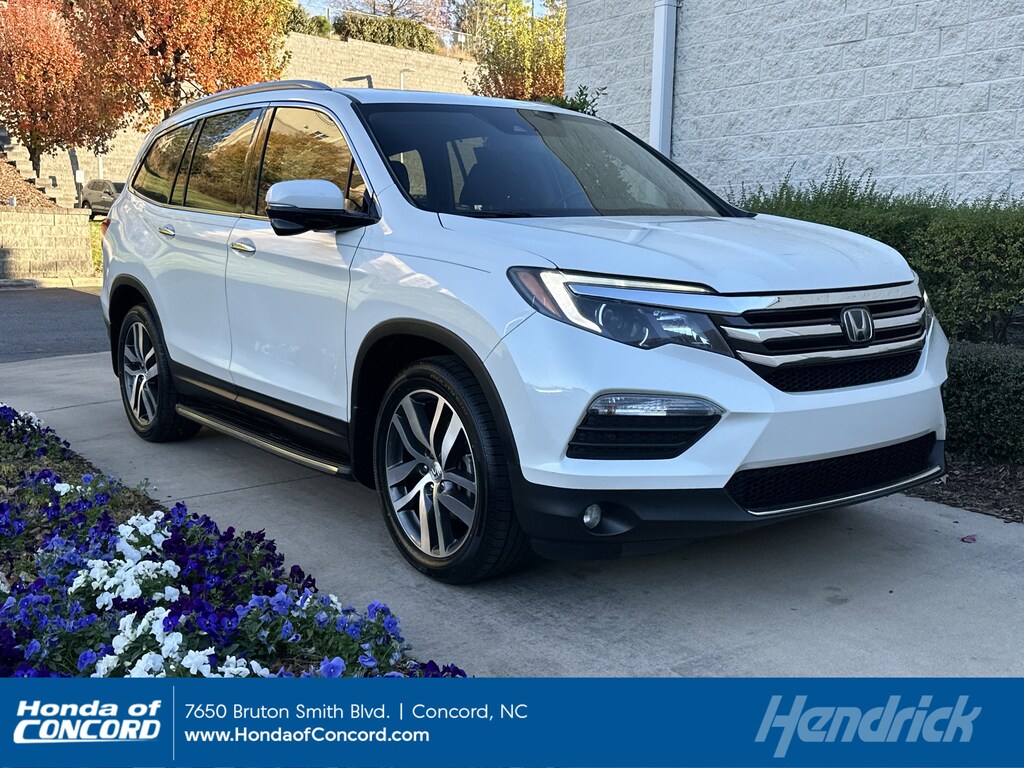 Used 2017 Honda Pilot Touring SUV