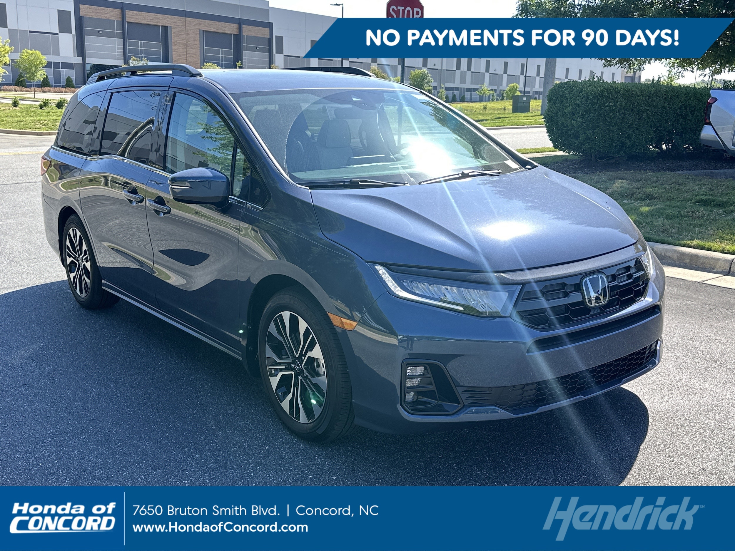 2026 Honda Odyssey Elite's photo