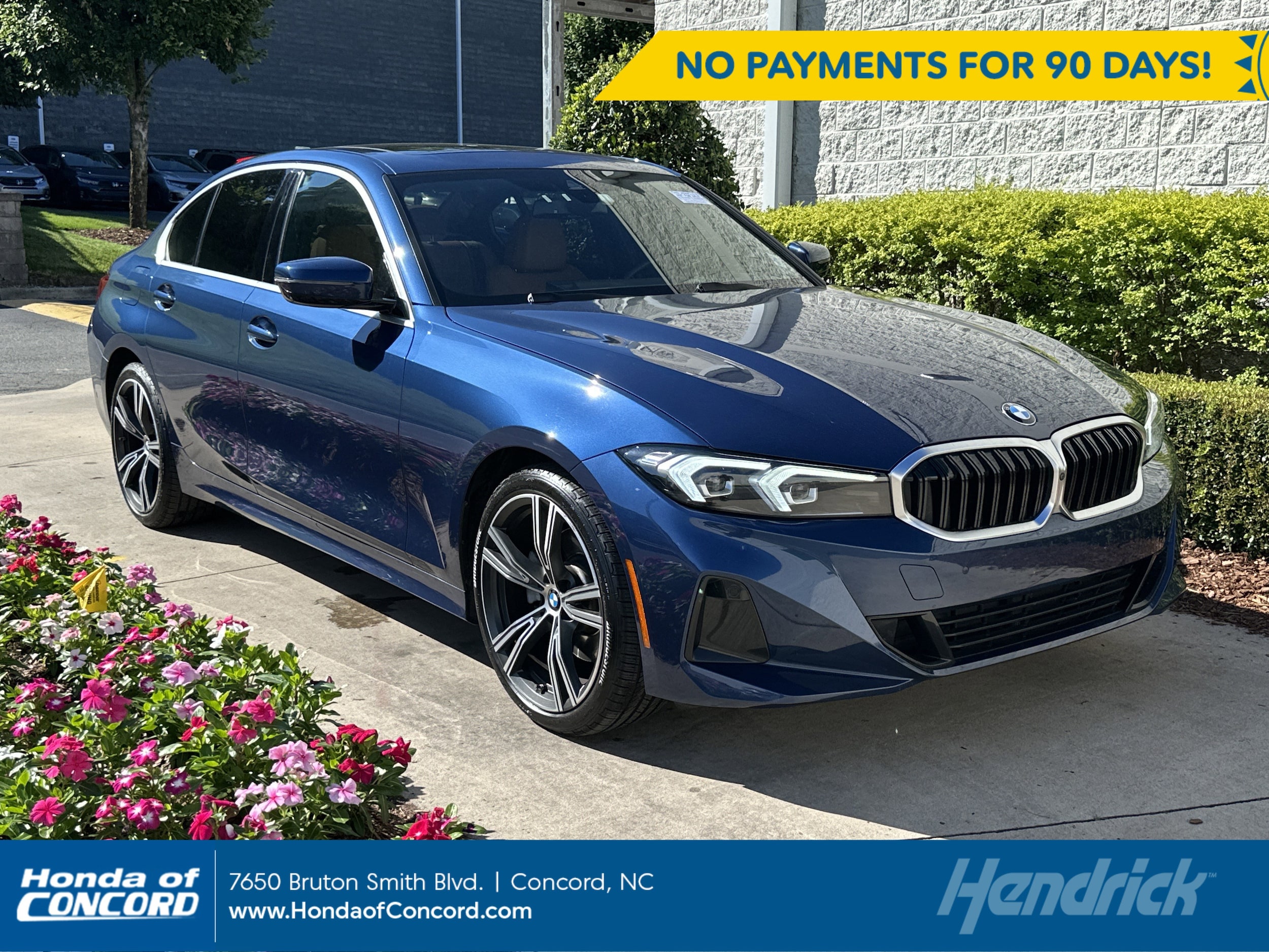 2024 BMW 3 Series 330i Sedan's photo