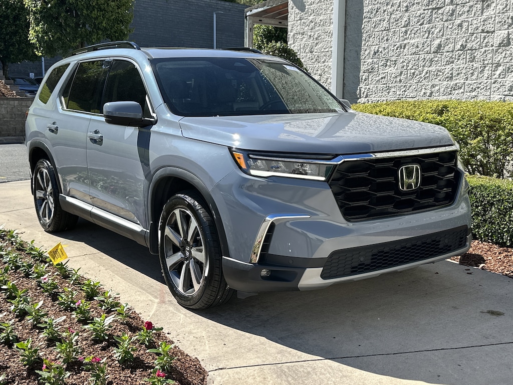 Certified 2024 Honda Pilot Touring SUV