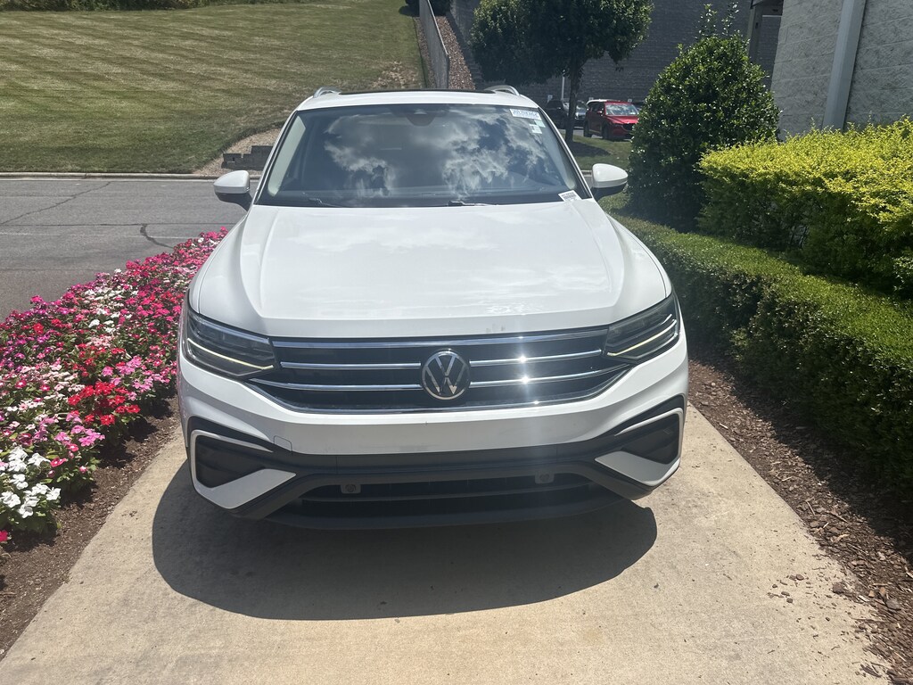 Used 2022 Volkswagen Tiguan SE SUV