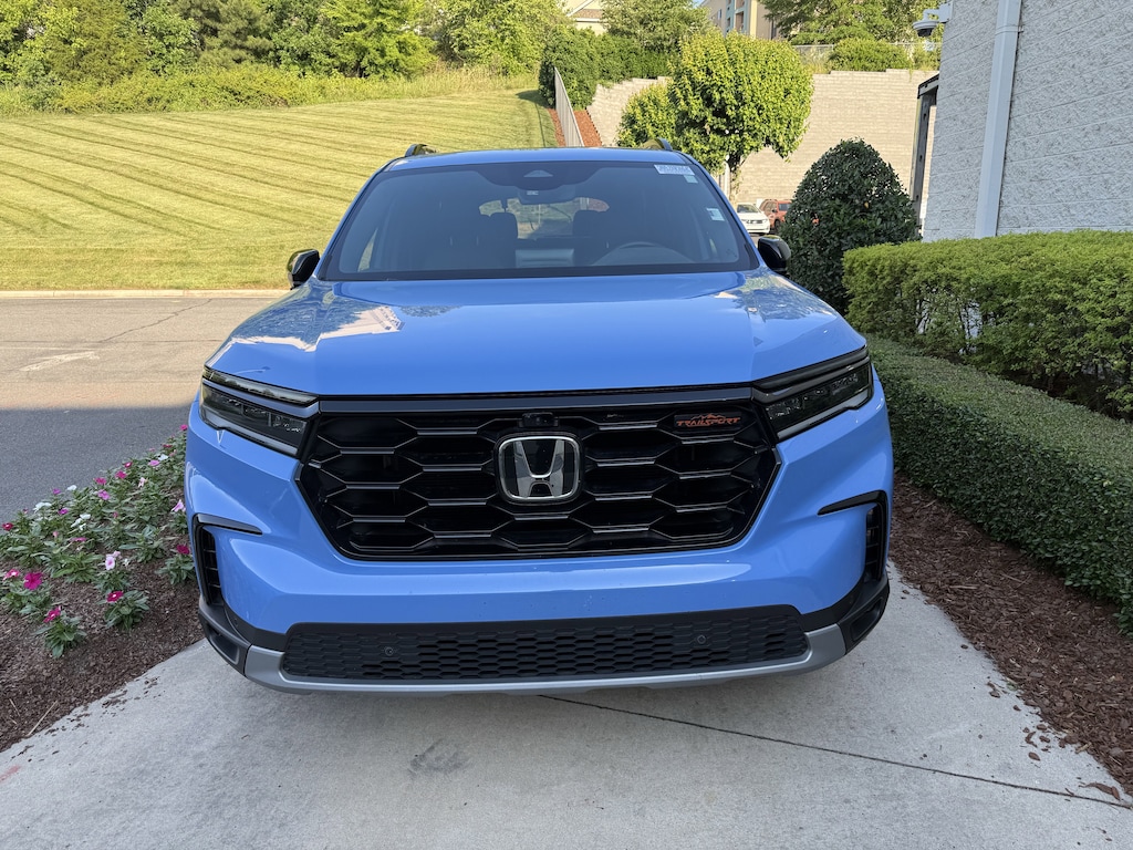 Certified 2024 Honda Pilot TrailSport SUV