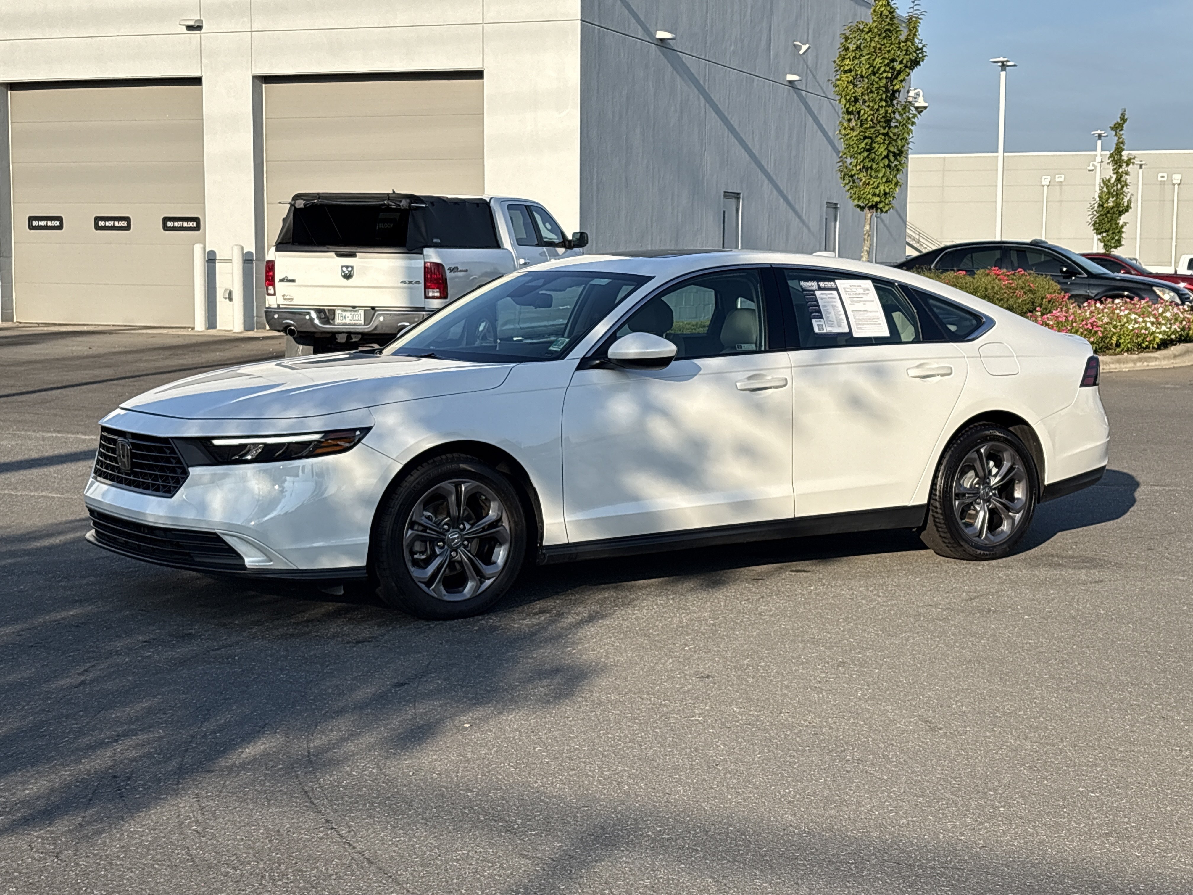 Used 2023 Honda Accord EX Sedan