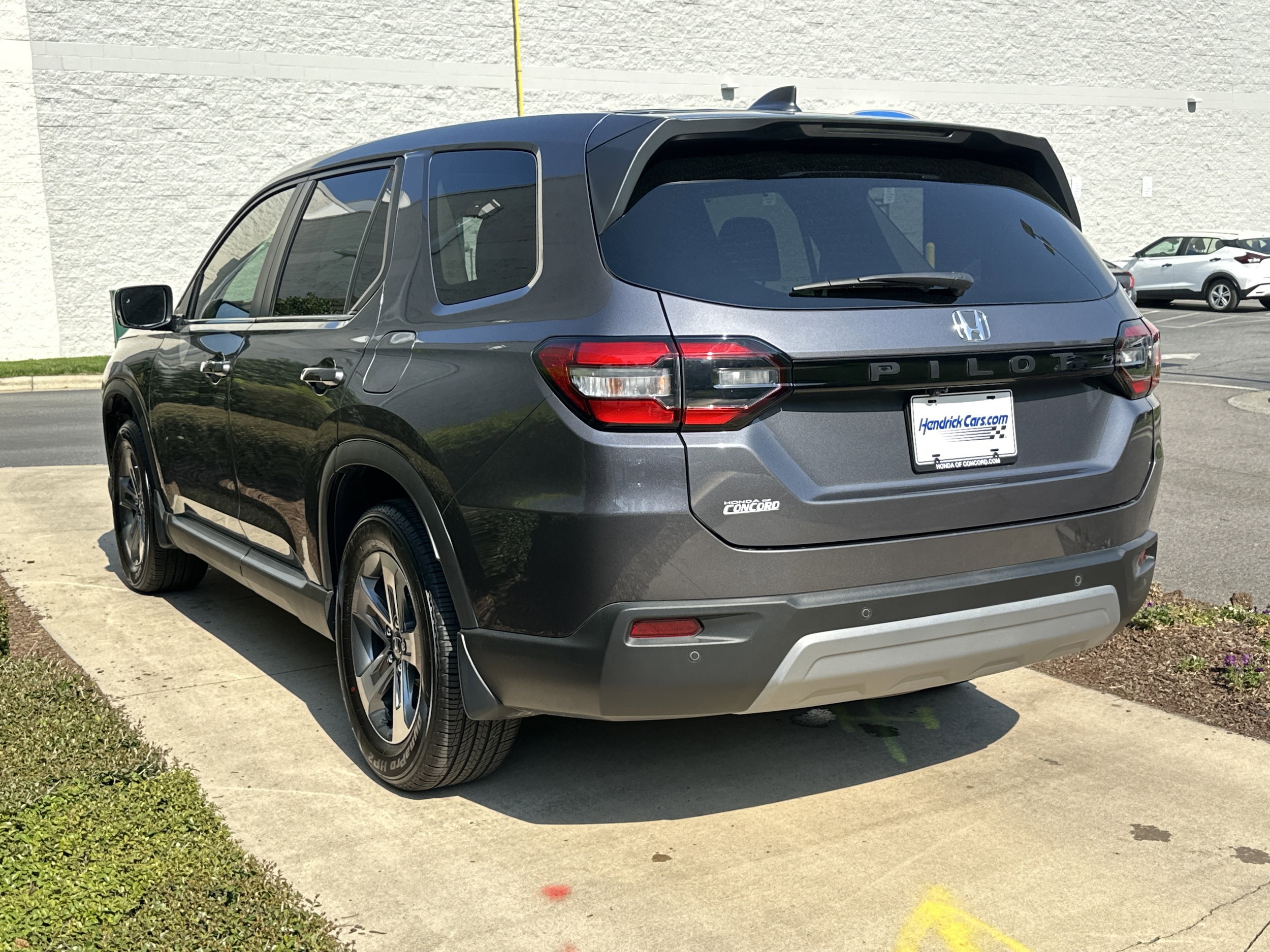 2025 Honda Pilot EX-L photo 5