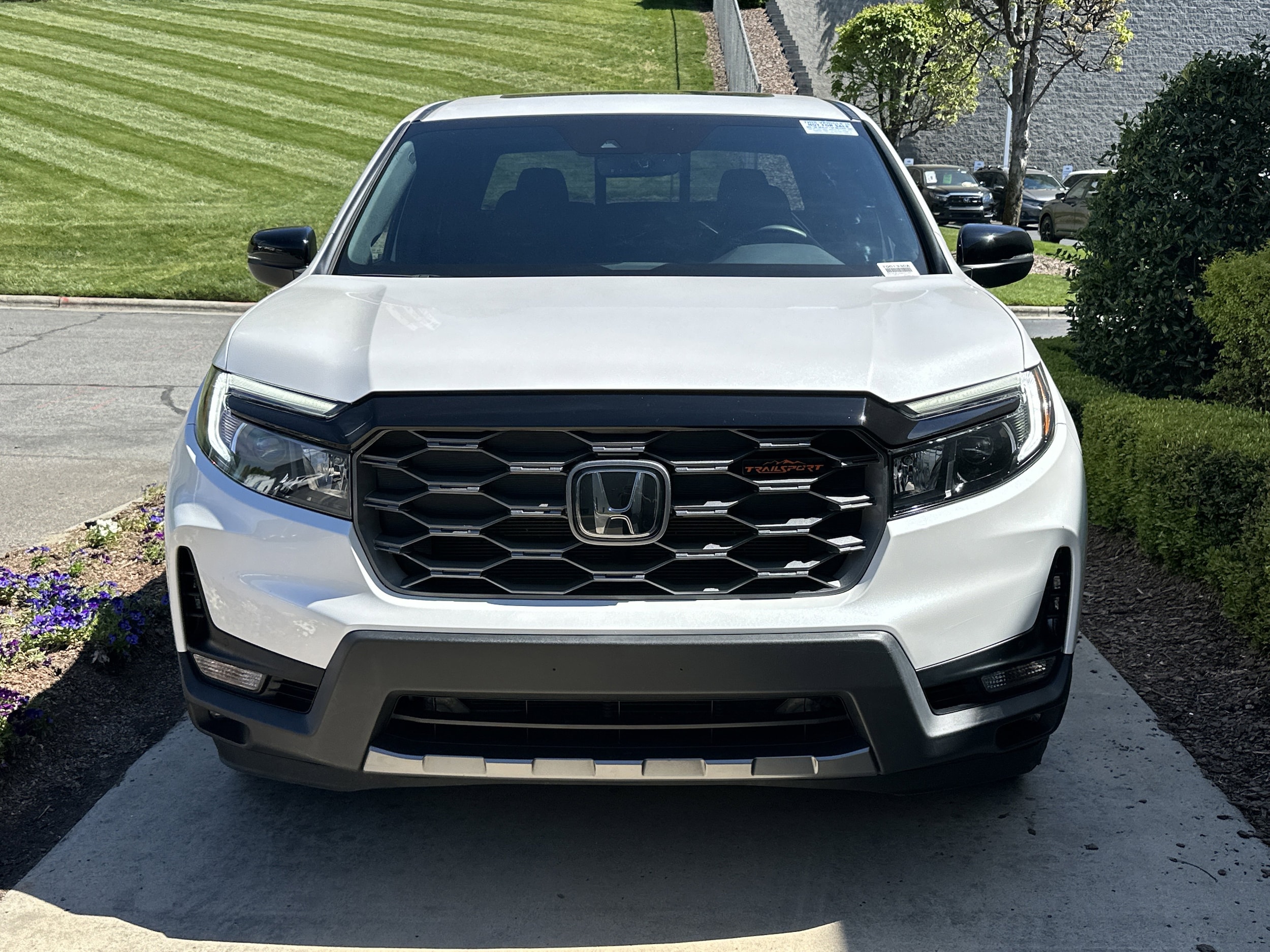 2024 Honda Ridgeline TrailSport photo 2