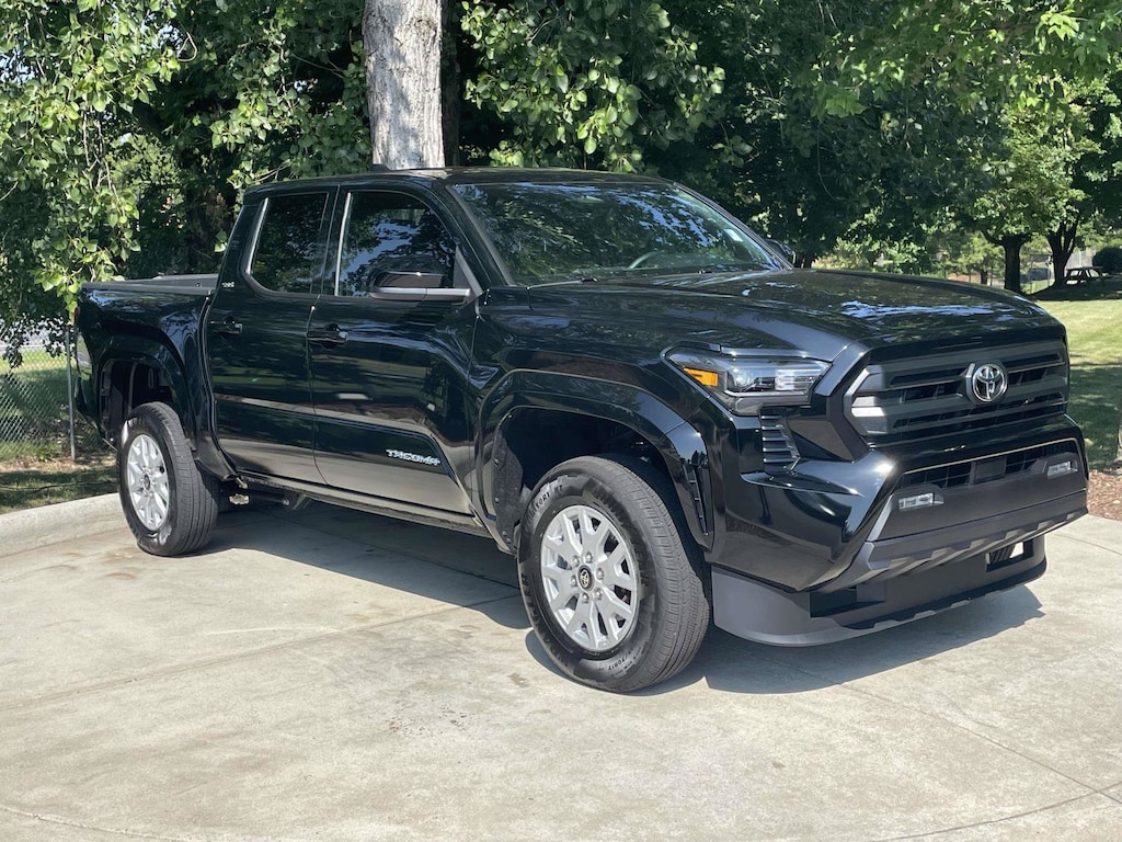 Used 2026 Toyota Tacoma SR5 Pickup