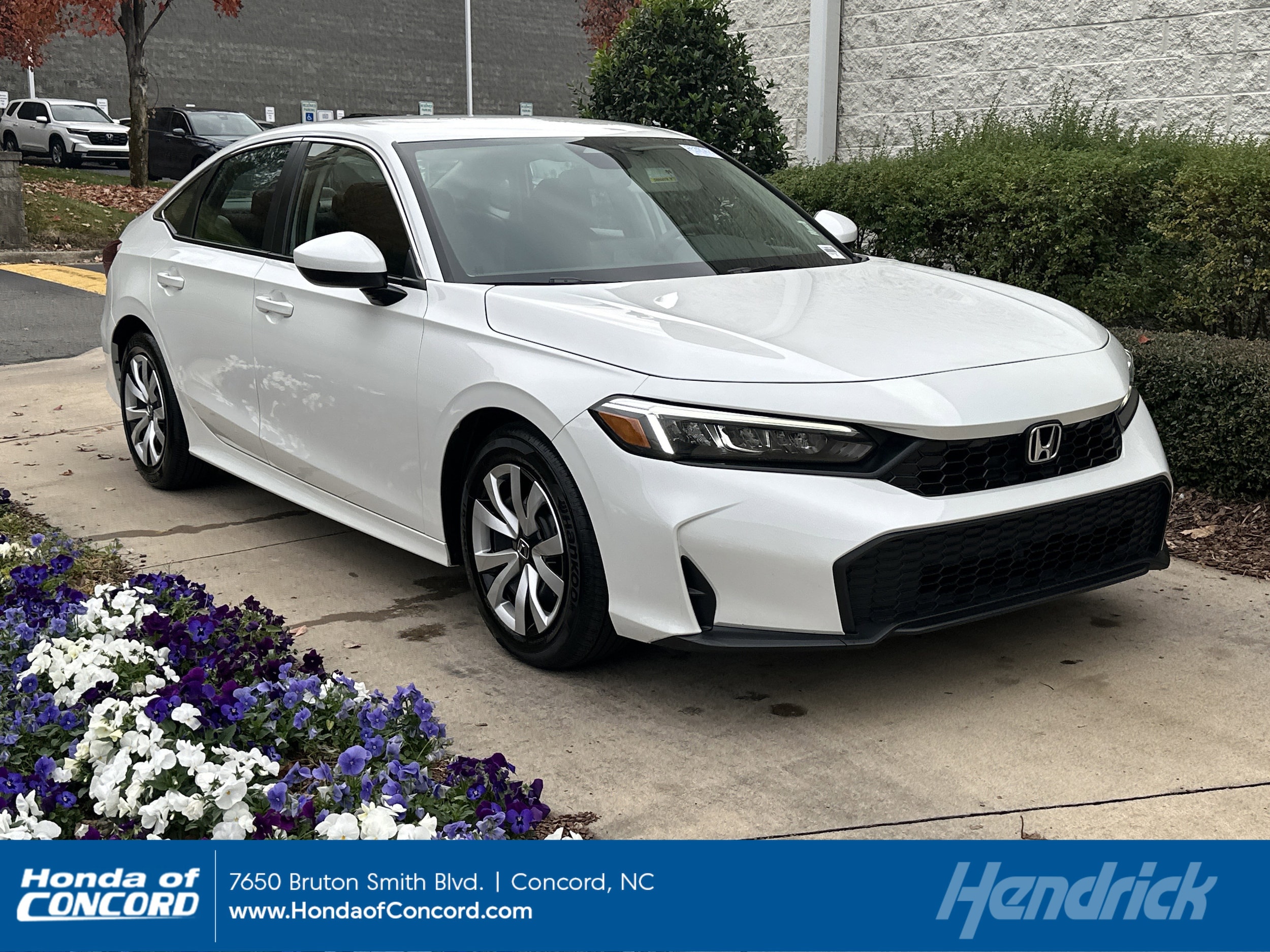 2026 Honda Civic LX's photo