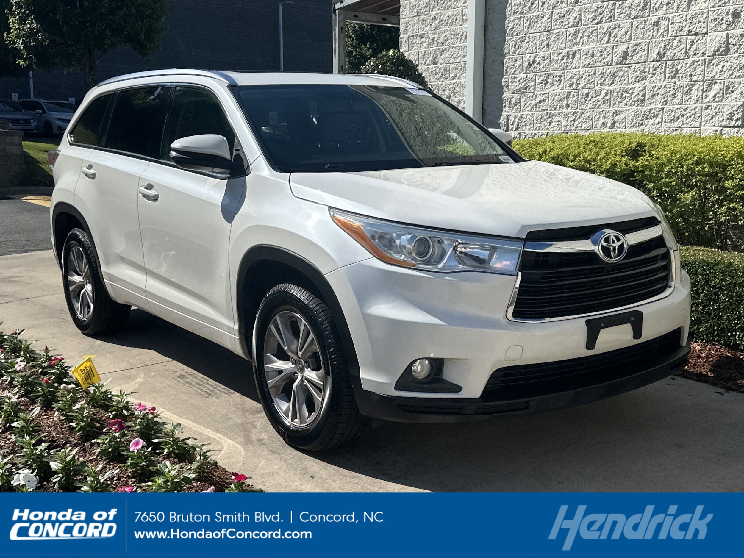 2014 Toyota Highlander XLE V6's photo