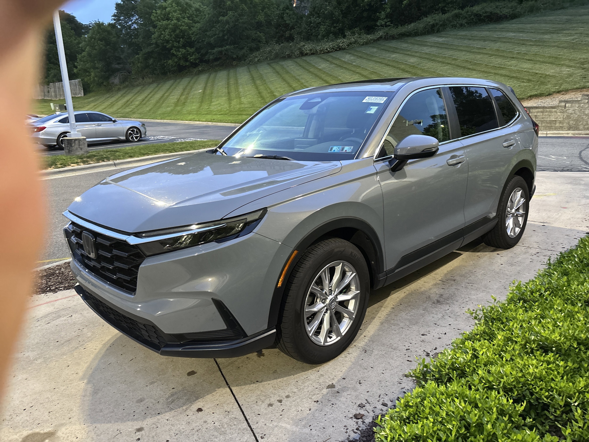 2025 Honda CR-V EX photo 5