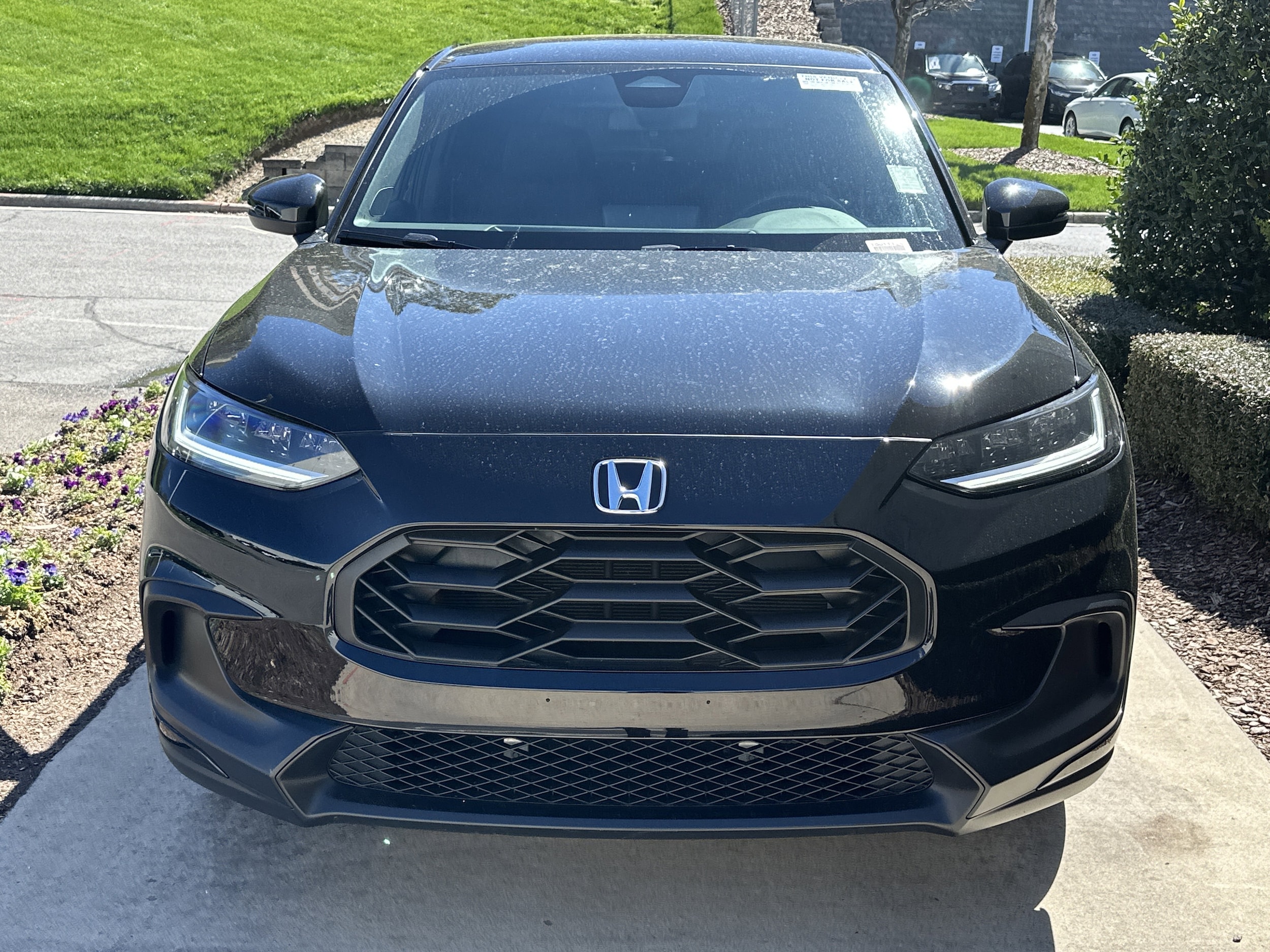 2025 Honda HR-V Sport photo 2