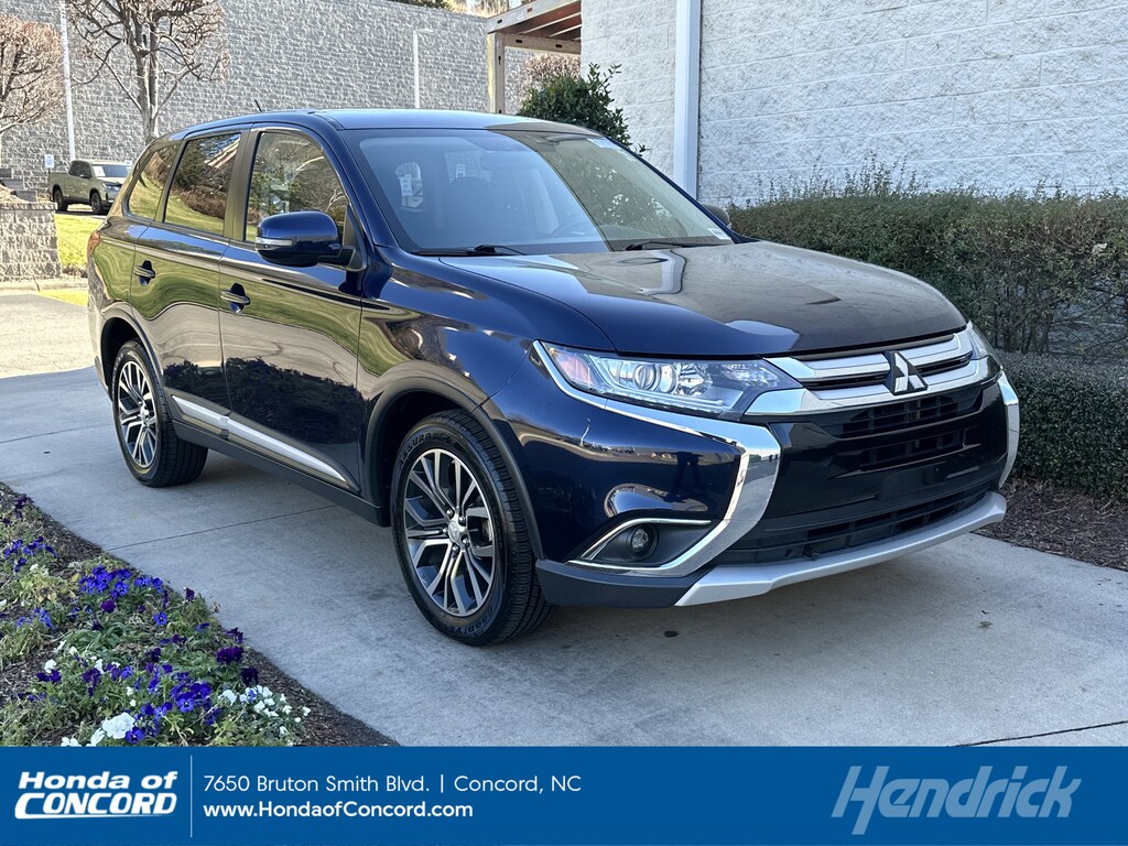 Used 2016 Mitsubishi Outlander SE SUV