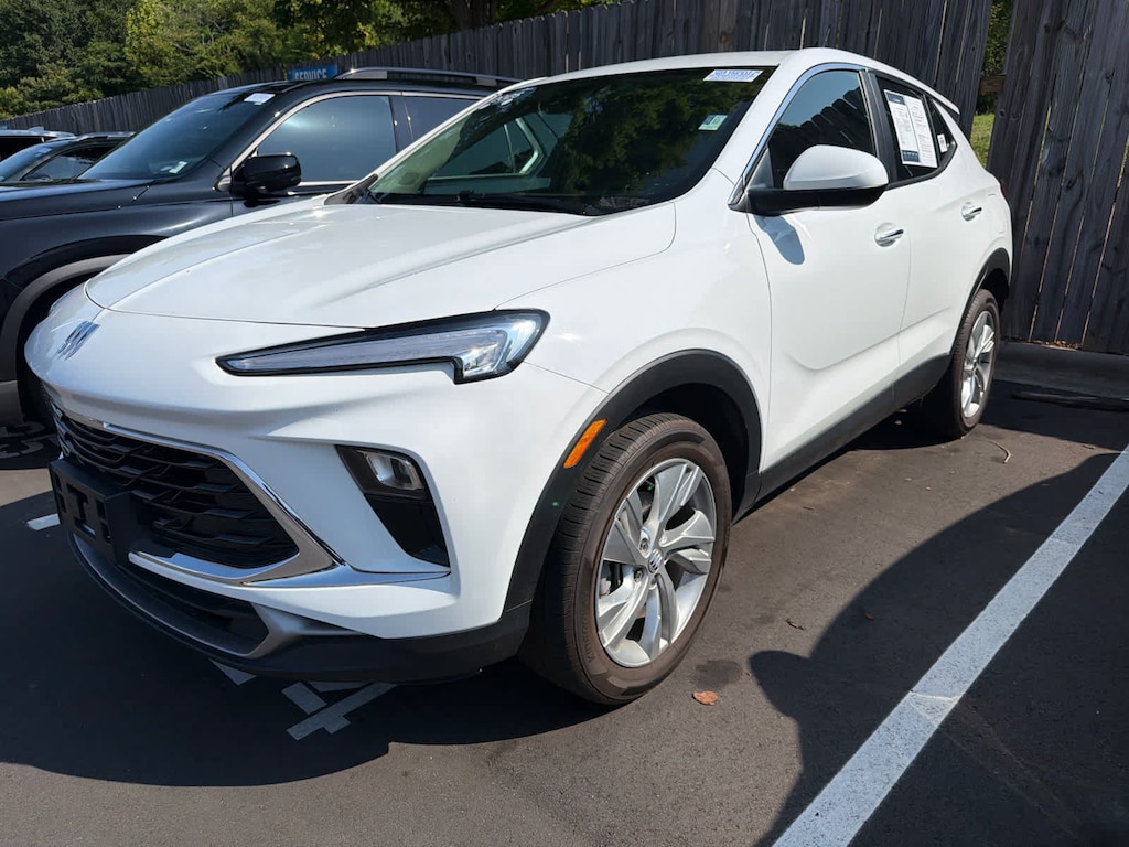 Used 2025 Buick Encore GX Preferred SUV