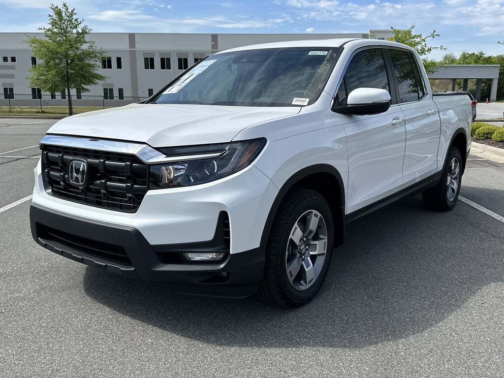New 2026 Honda Ridgeline RTL Pickup