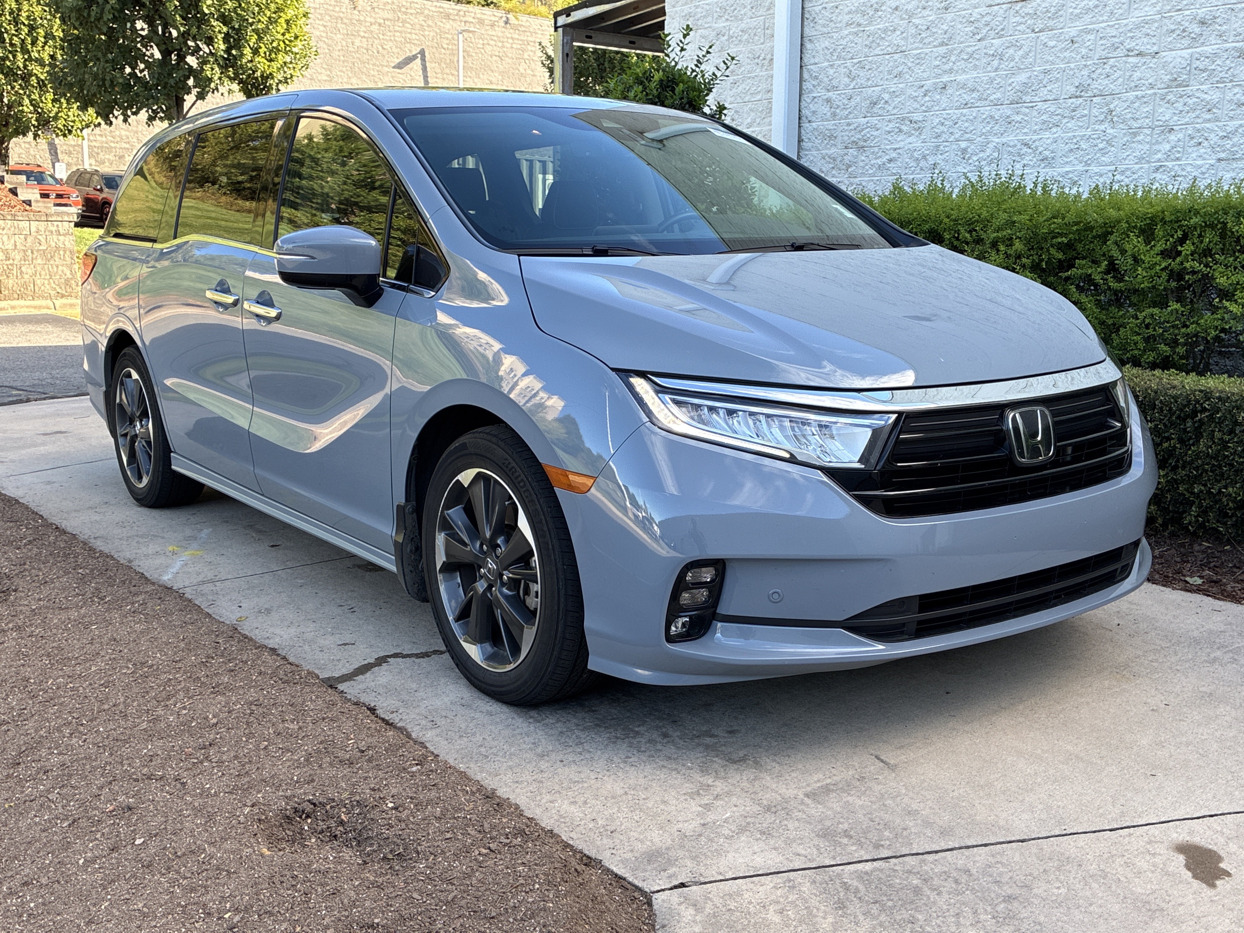 Certified 2024 Honda Odyssey Elite Minivan