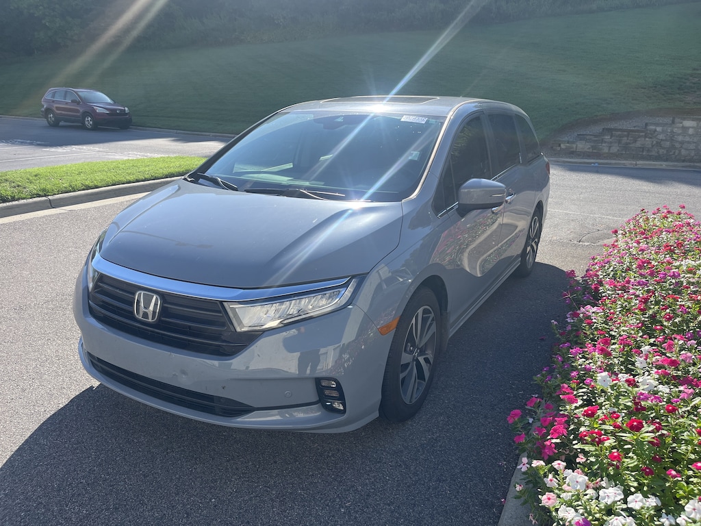 Certified 2024 Honda Odyssey Touring Minivan