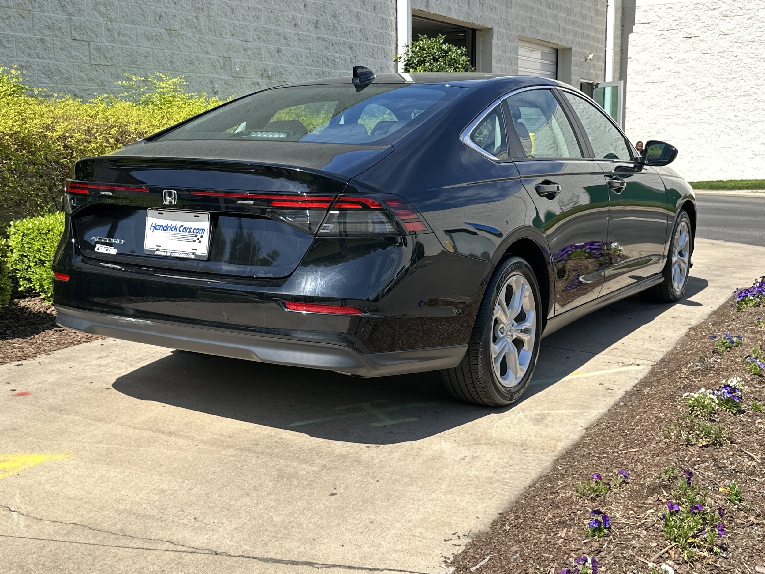 2023 Honda Accord LX photo 3