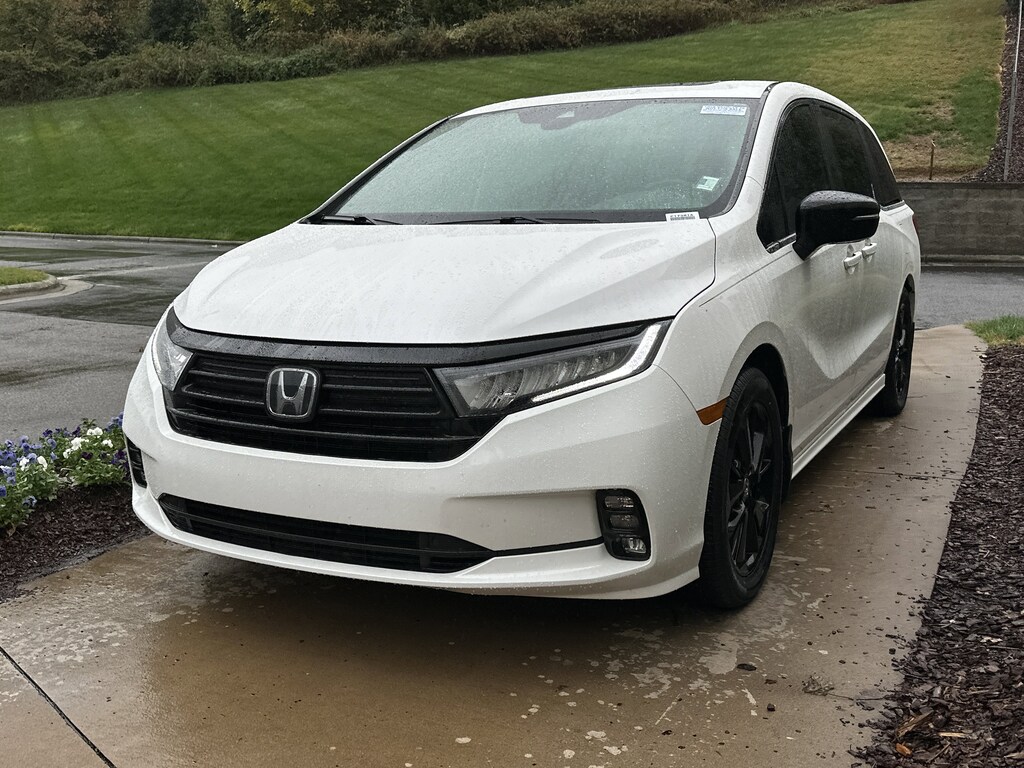 Certified 2023 Honda Odyssey Sport Minivan