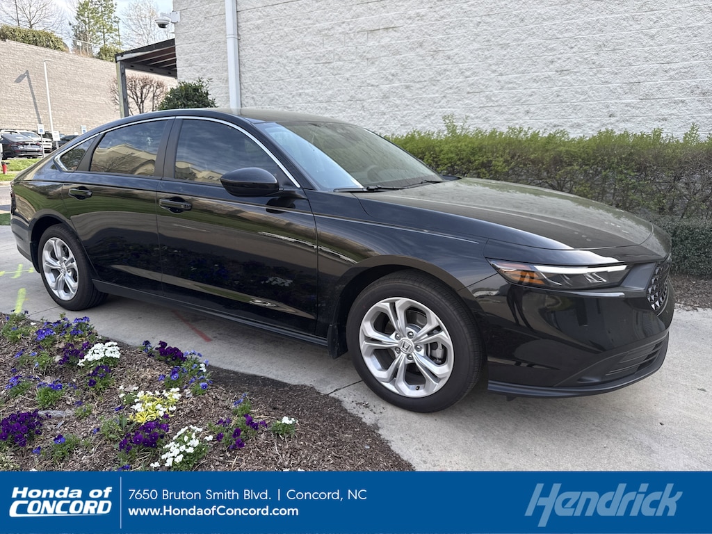 Certified 2025 Honda Accord LX Sedan