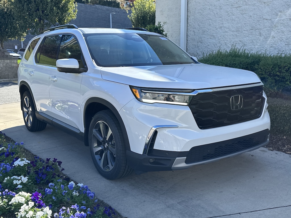 Certified 2024 Honda Pilot Elite SUV