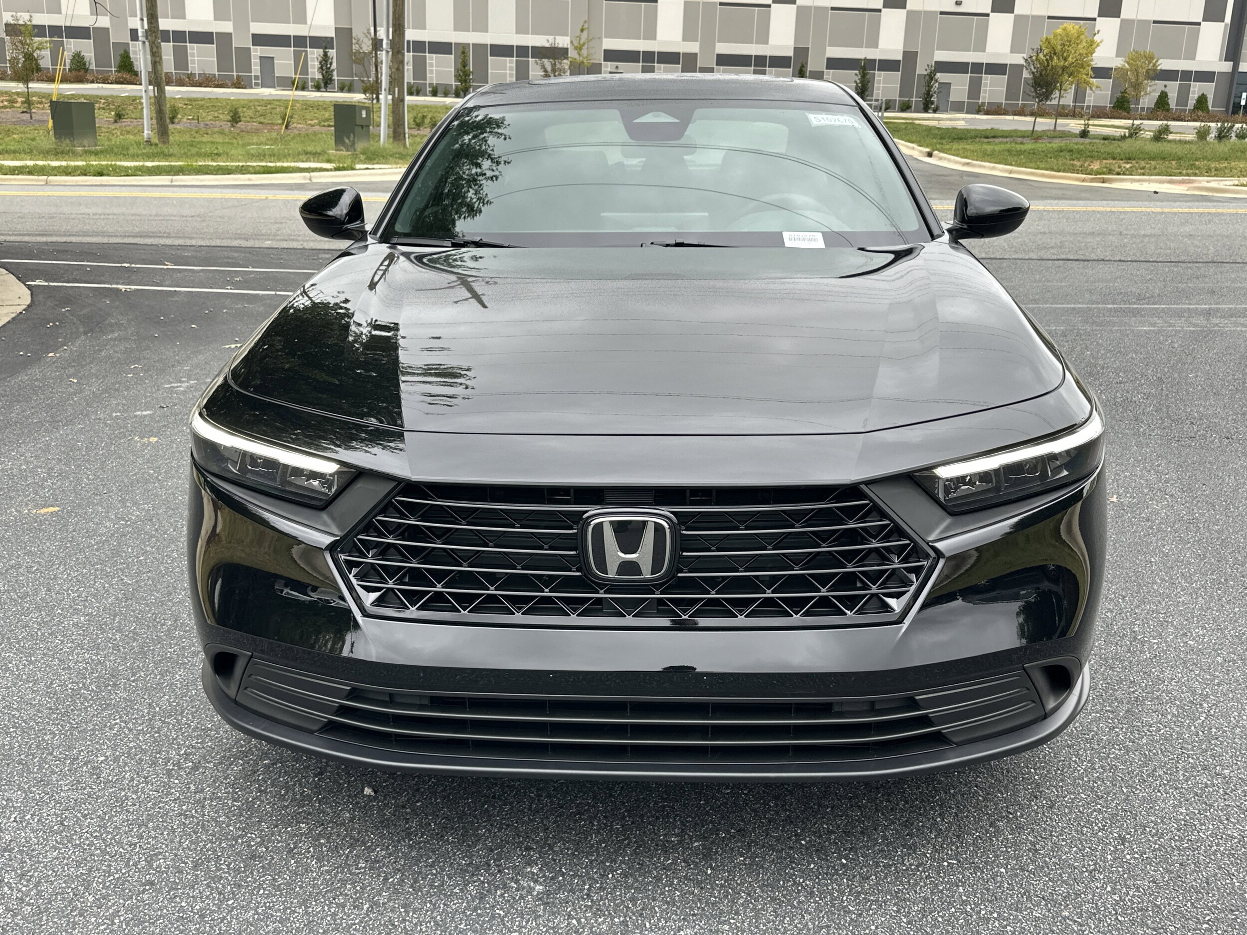 2025 Honda Accord Hybrid Sport photo 3