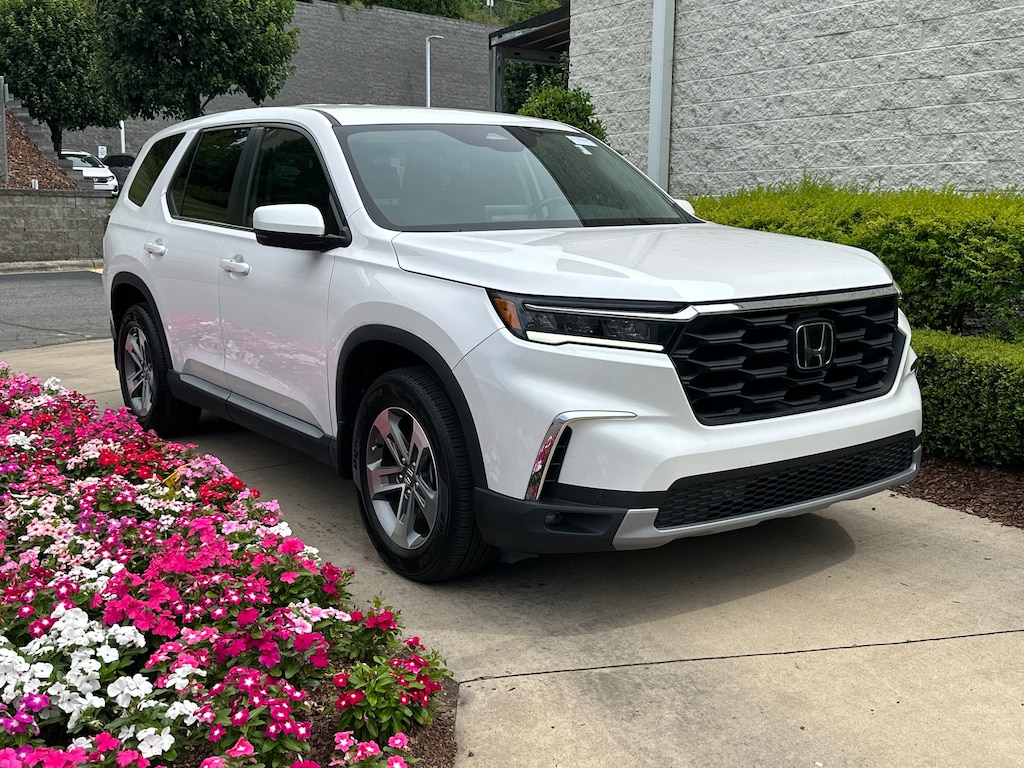 Certified 2025 Honda Pilot EX-L SUV