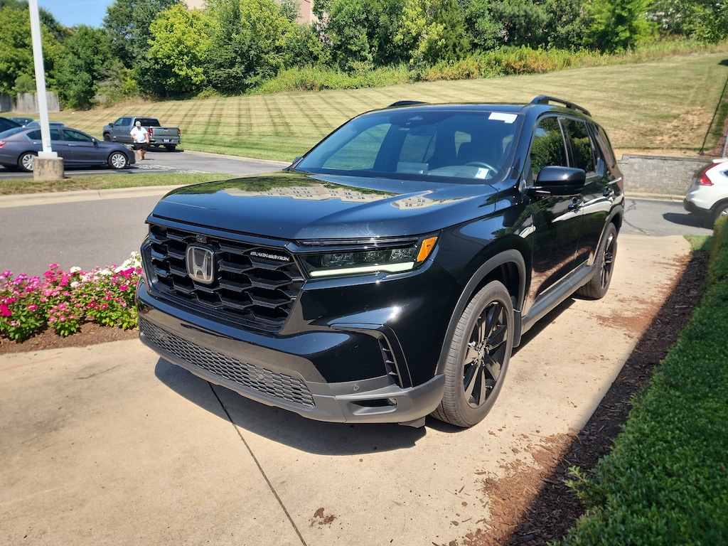 Certified 2025 Honda Pilot Black Edition SUV