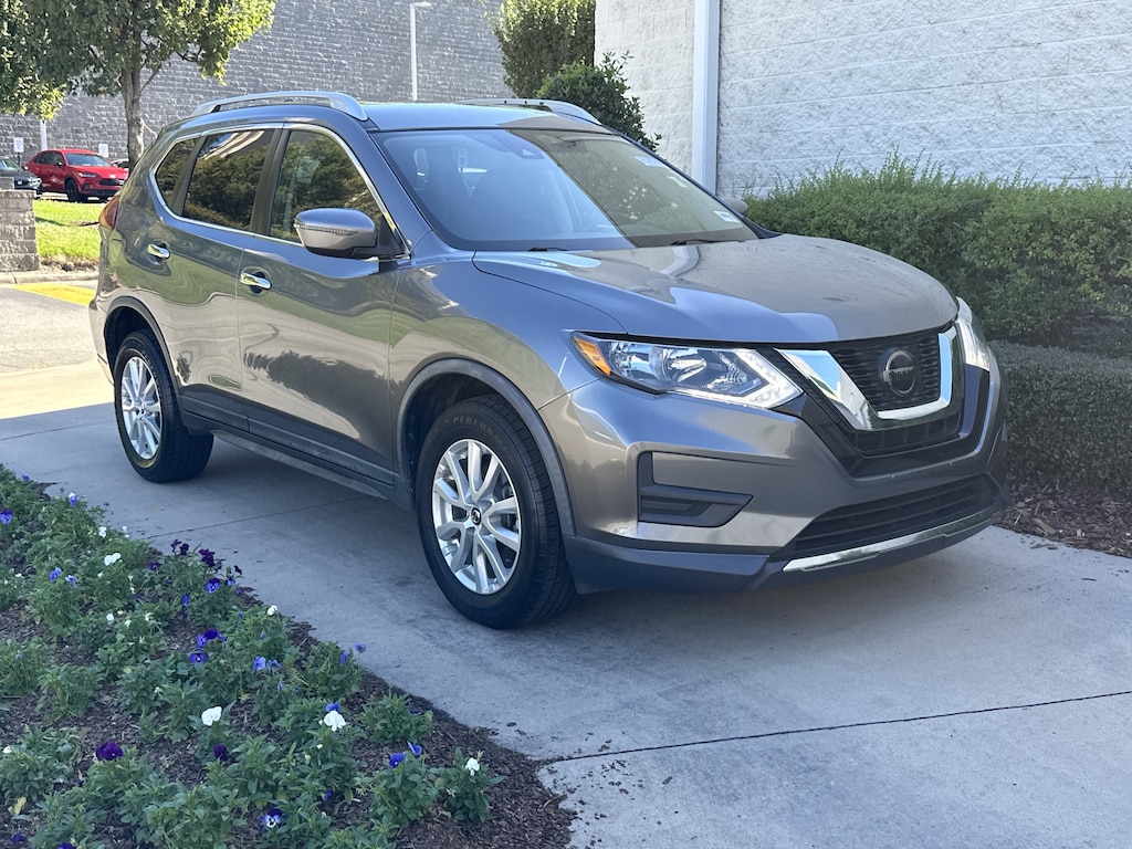 Used 2020 Nissan Rogue SV SUV
