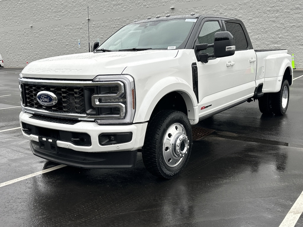 Used 2025 Ford Super Duty F-450 DRW Platinum Pickup