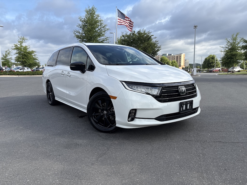 Certified 2024 Honda Odyssey Sport Minivan