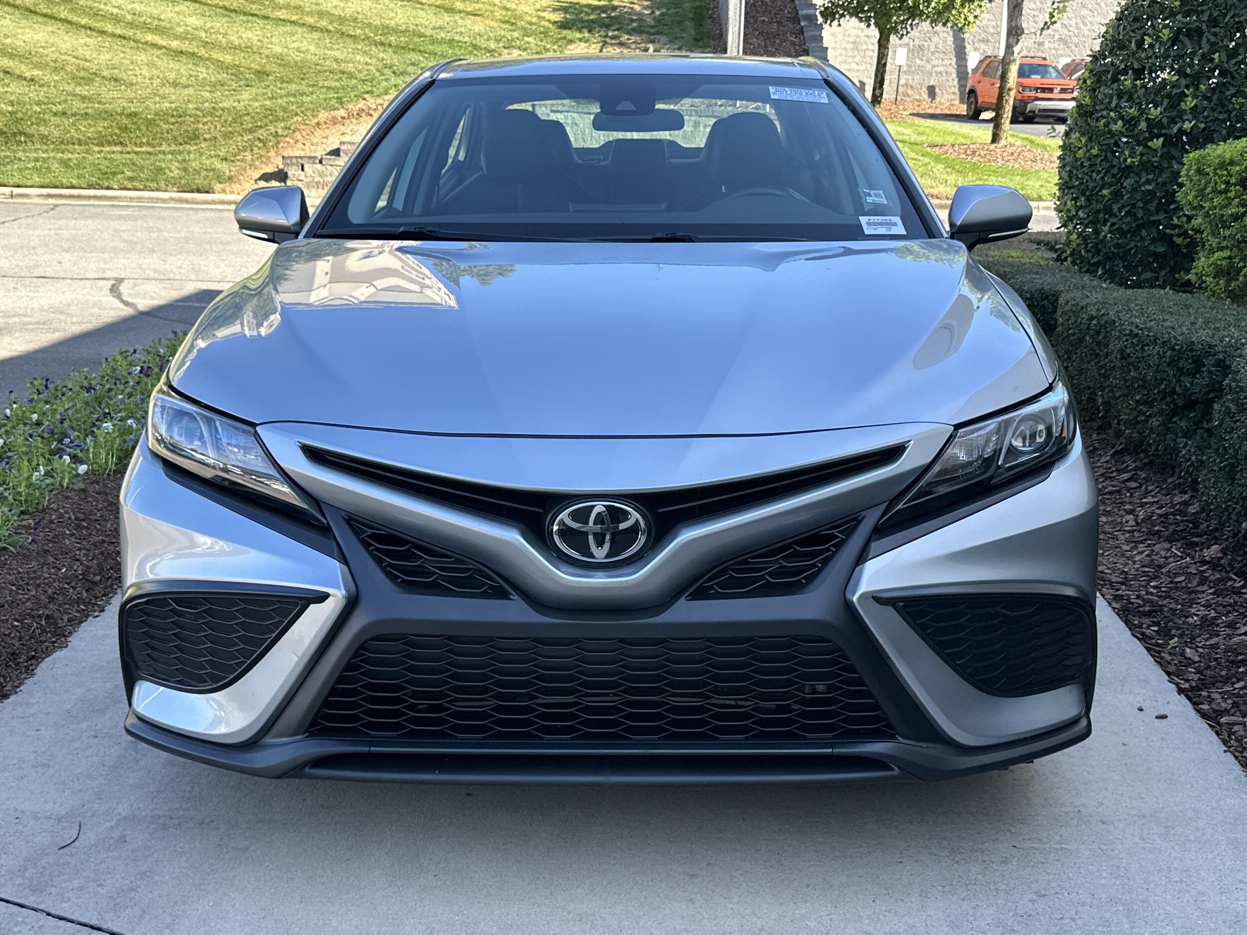 2024 Toyota Camry SE photo 3