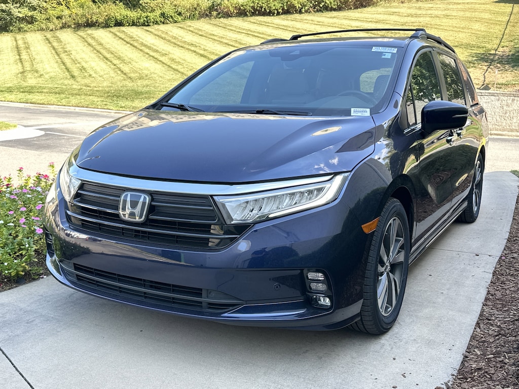 Used 2022 Honda Odyssey Touring Minivan