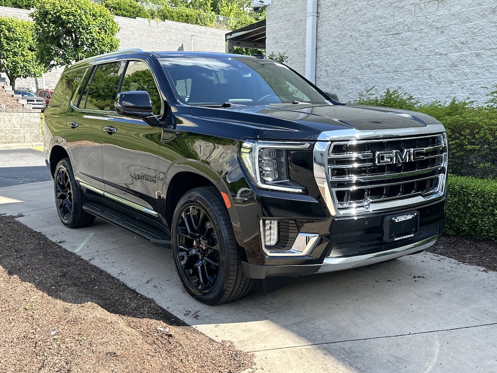 Used 2023 GMC Yukon SLT SUV