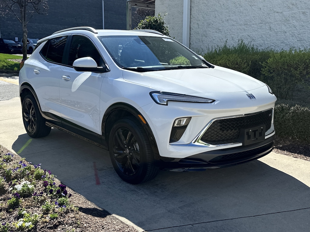 Used 2024 Buick Encore GX Sport Touring SUV