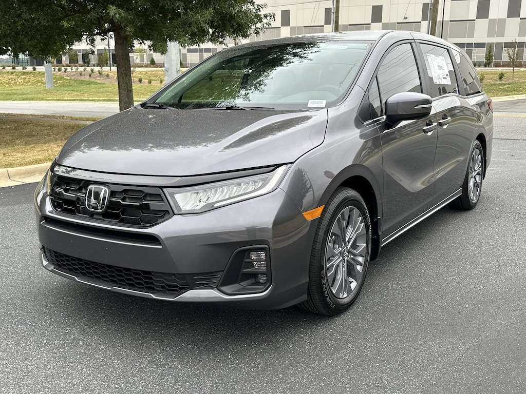 New 2026 Honda Odyssey Touring Minivan