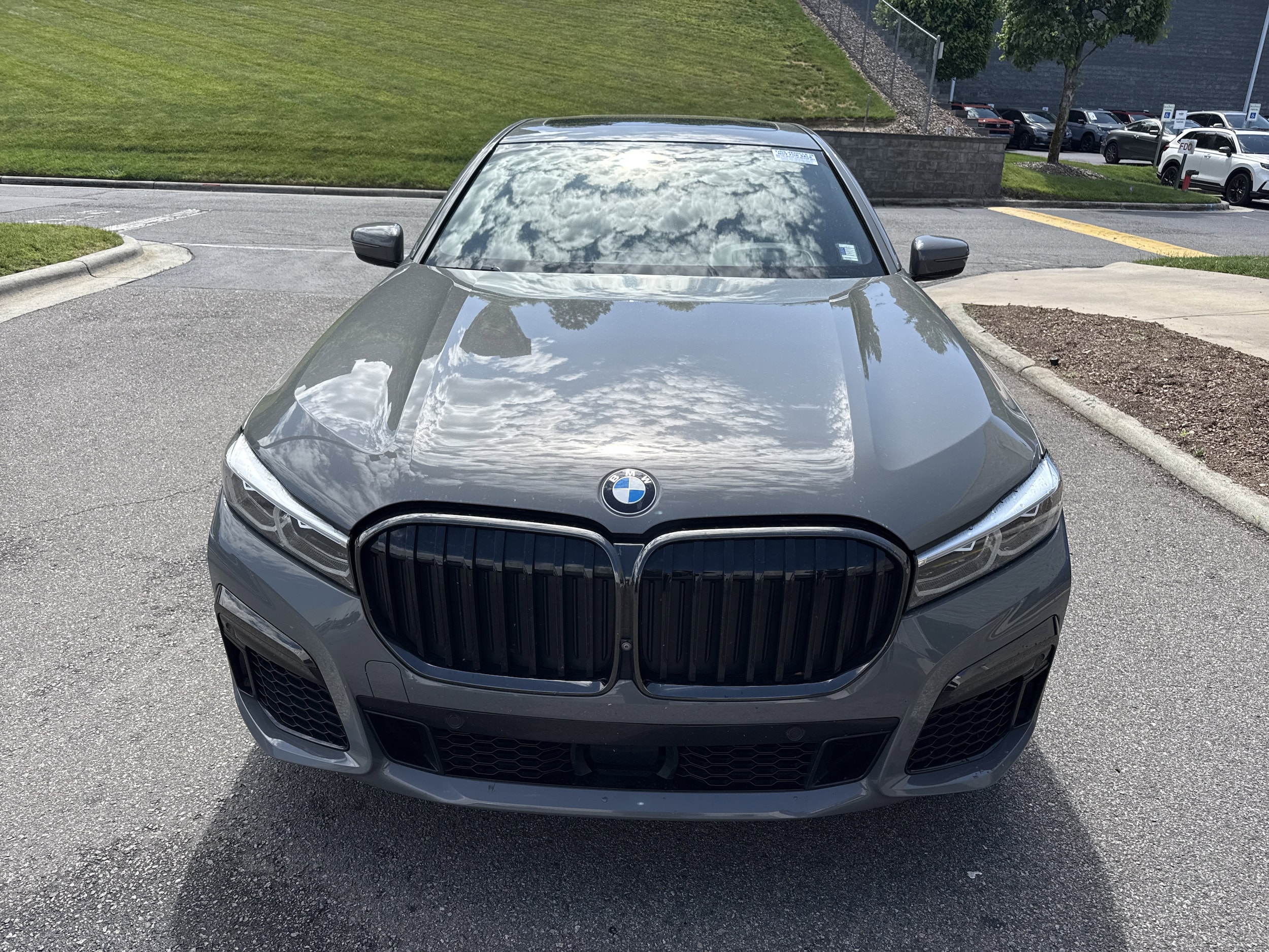 2020 BMW 7 Series 750i xDrive photo 3