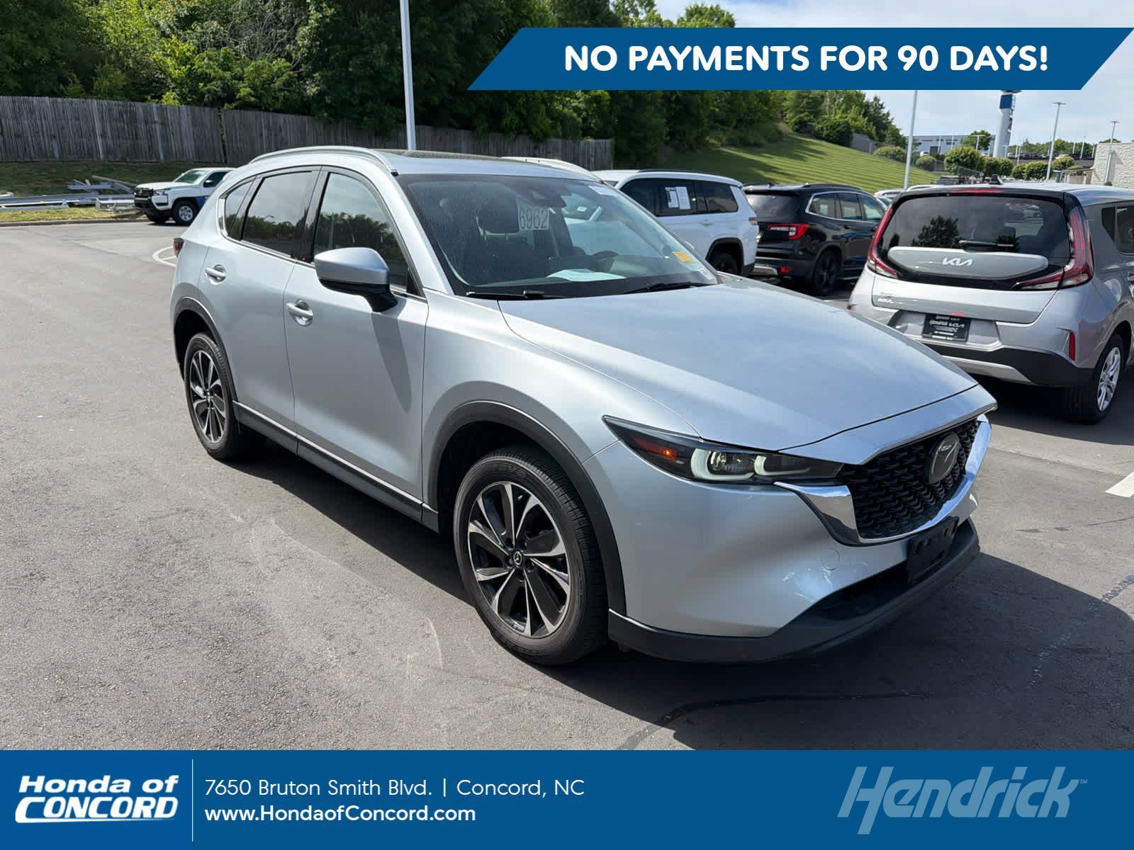 2023 Mazda CX-5 S Premium package Auto AWD's photo