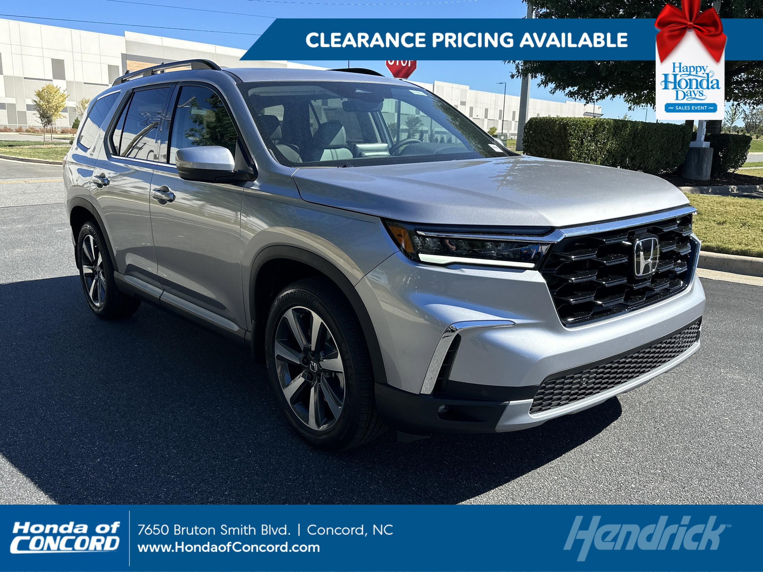 2025 Honda Pilot Touring's photo