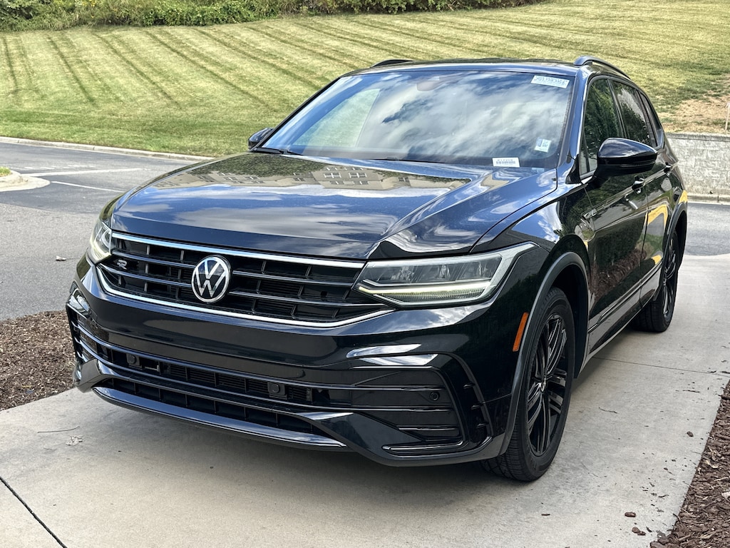 Used 2022 Volkswagen Tiguan SE R-Line Black SUV