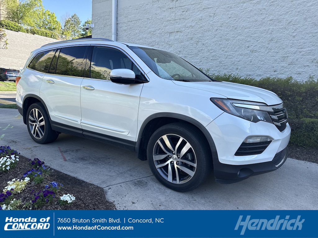 Used 2017 Honda Pilot Elite SUV
