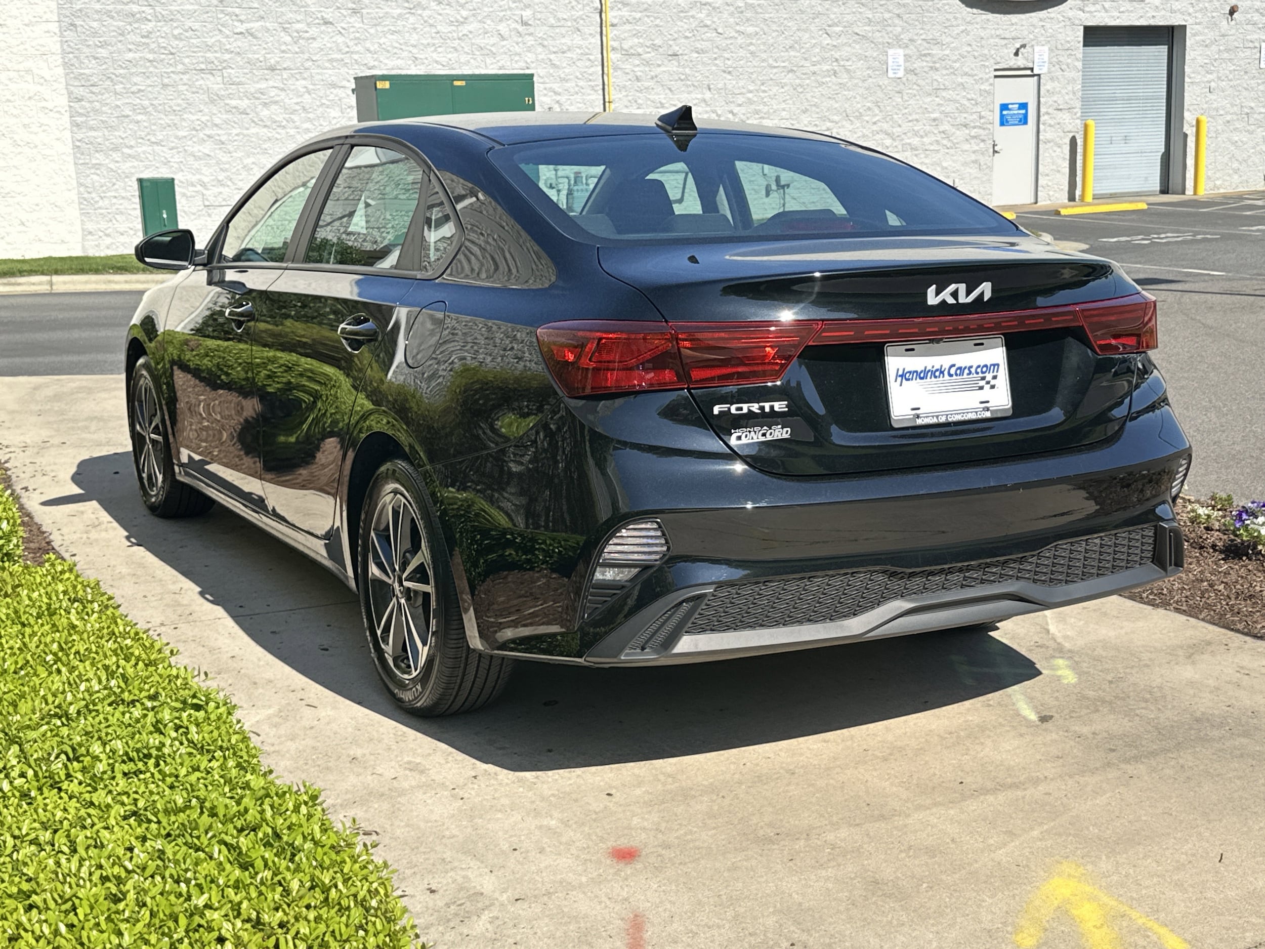 2023 Kia Forte LXS photo 5