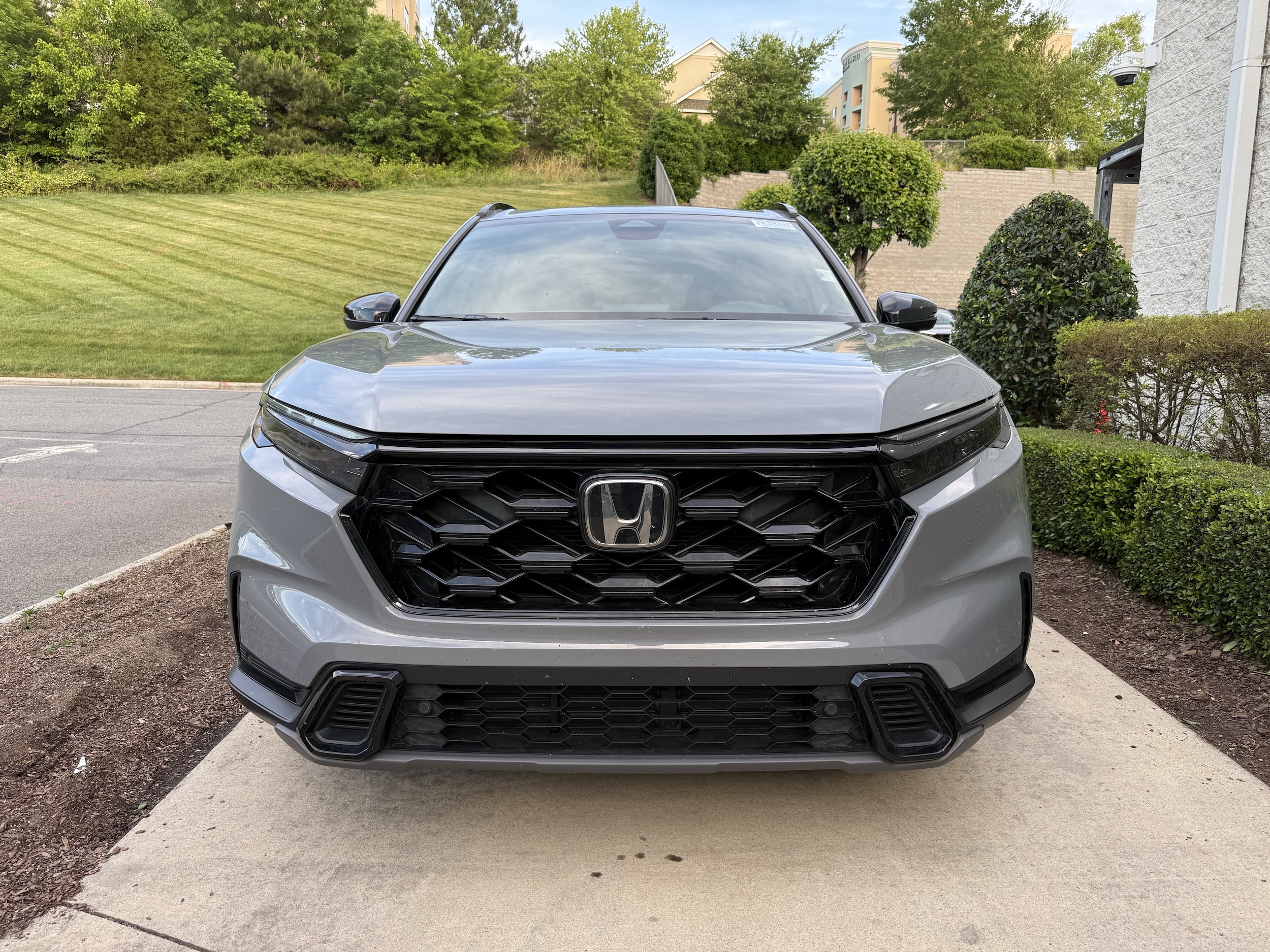 2025 Honda CR-V Hybrid Sport-L photo 2