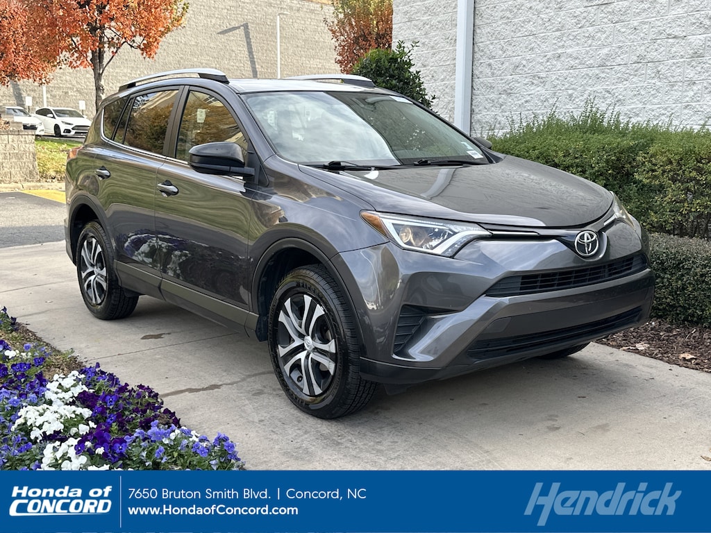 Used 2016 Toyota RAV4 LE SUV