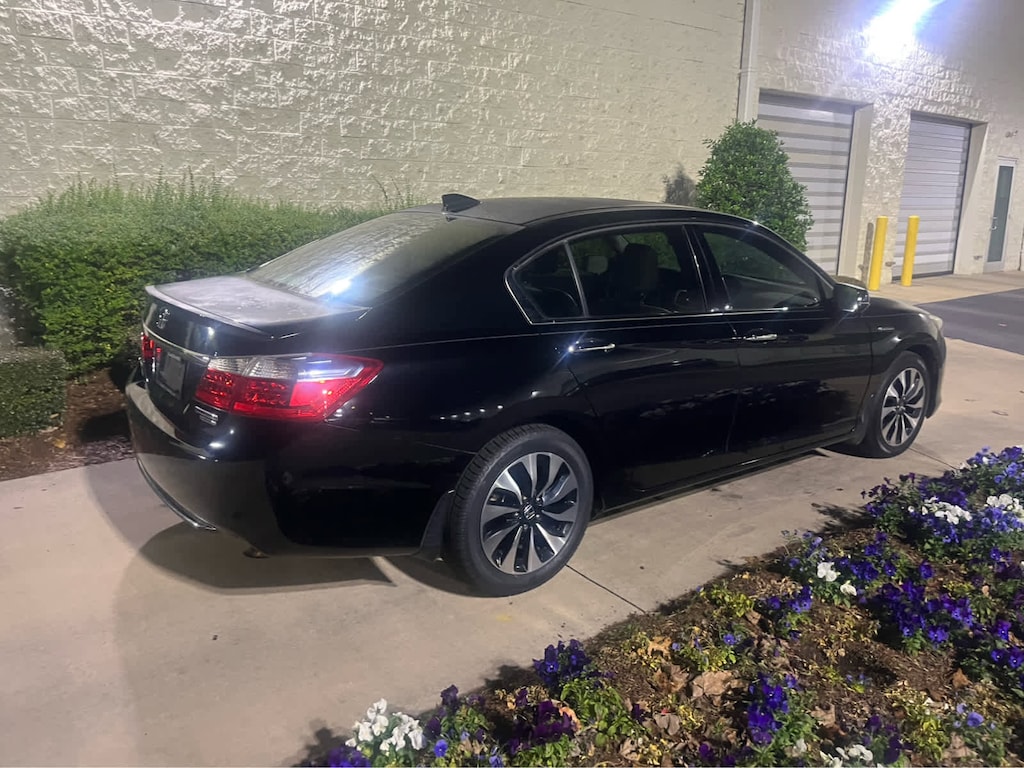 Used 2015 Honda Accord Hybrid Touring Sedan