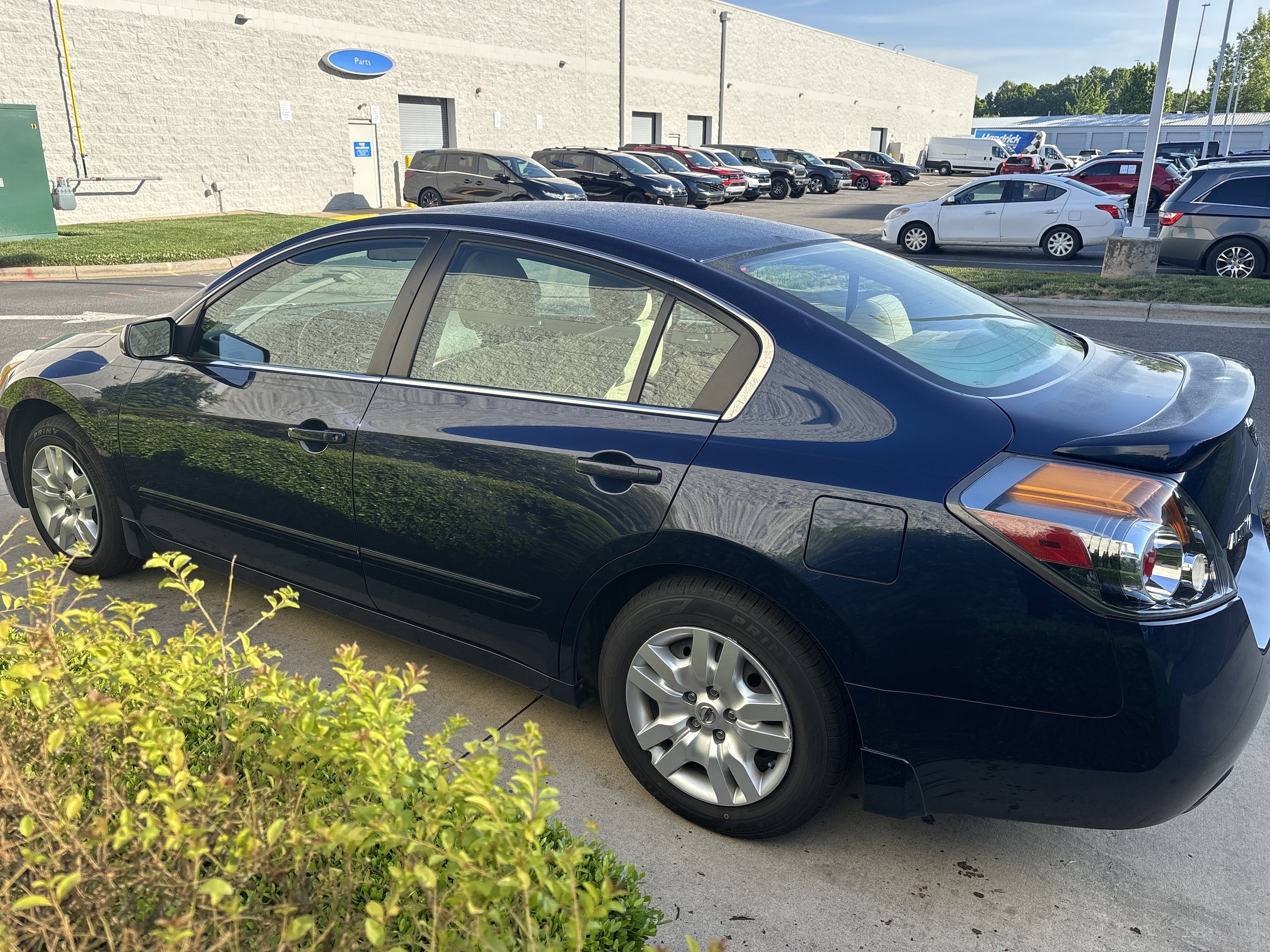 2011 Nissan Altima 2.5 S photo 6